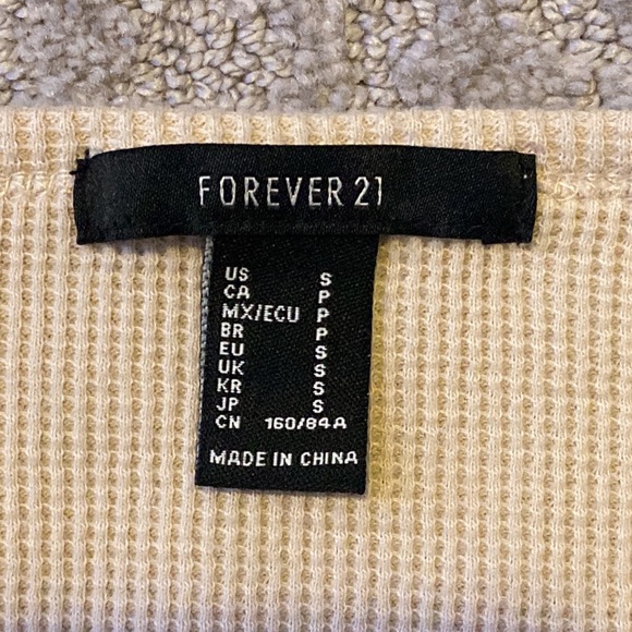 cream long sleeve top - Picture 2 of 2